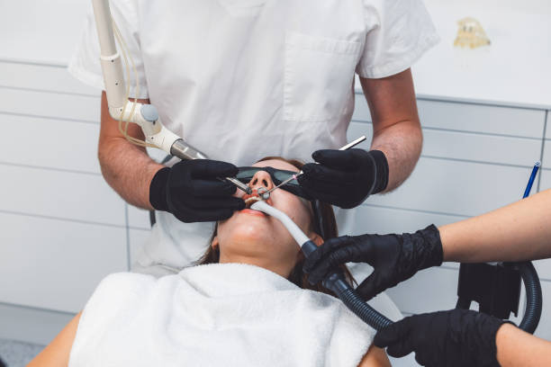 Best Emergency Dental Care for Broken or Chipped Teeth in Arbury Hls, IL
